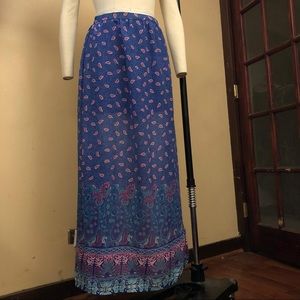Beautiful Boho Maxi Skirt w/ Slit